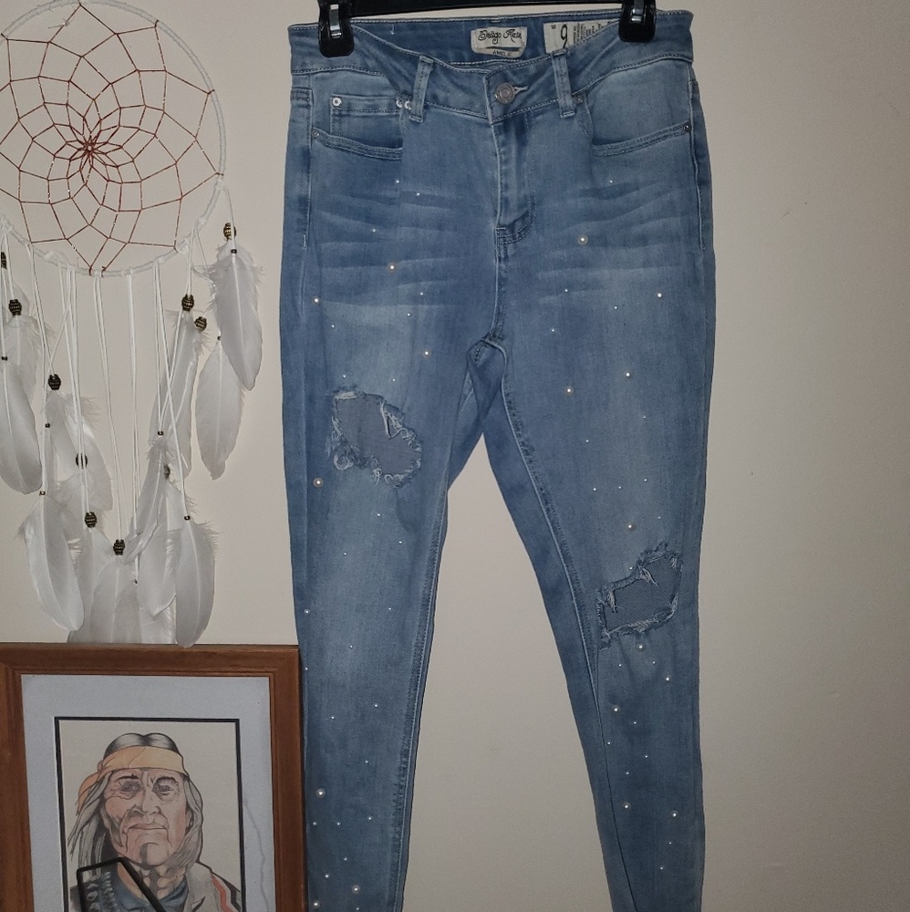 Indigo Rein distressed jeans!